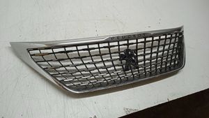 Peugeot 5008 Grille calandre supérieure de pare-chocs avant 9815336077