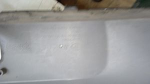 Toyota Yaris Grille calandre supérieure de pare-chocs avant 521120H020