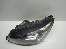 Peugeot 208 Lampa przednia 9823194080