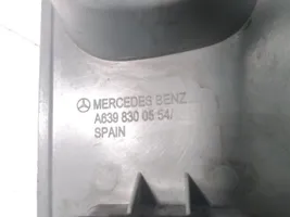 Mercedes-Benz Vito Viano W639 Griglia di ventilazione centrale cruscotto A6398300554