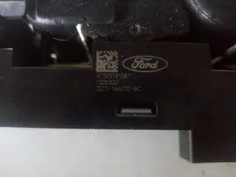 Ford Mondeo MK IV Interrupteur commade lève-vitre 7S7T14A132BC