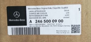 Mercedes-Benz CLA C117 X117 W117 Välijäähdyttimen jäähdytin A2465000900