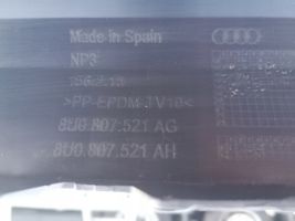 Audi Q3 8U Takapuskurin alaosan lista 8U0807521A