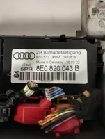 Audi A4 S4 B6 8E 8H Panel klimatyzacji 8E0820043B