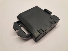 Audi A4 S4 B7 8E 8H Alarm control unit/module 8H0951177