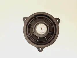 Nissan Qashqai Takaoven kaiutin 281569U00A