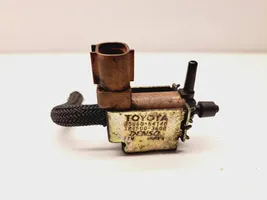 Toyota Corolla Verso E121 Solenoidinis vožtuvas 2586064140