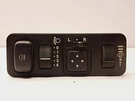 Mitsubishi Carisma Inne przełączniki i przyciski MR740608