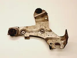 Volvo V70 Engine mount bracket 8666203