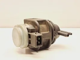 Nissan Qashqai Turboahtimen magneettiventtiili 8200575400