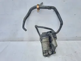 Volvo V70 Halterung Ölfilter / Ölkühler 08642839