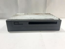 Toyota Prius (XW20) CD/DVD-vaihdin 8684150100