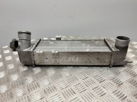 Hyundai i30 Starpdzesētāja radiators 282712A610