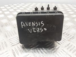 Toyota Avensis Verso ABS-pumppu 4451044110