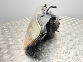 Mitsubishi Pajero Lampa przednia 10087420