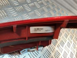Opel Meriva B Lampy tylnej klapy bagażnika 13260841