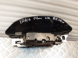 Toyota Yaris Speedometer (instrument cluster) 838000D650D