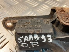 Saab 9-3 Ver1 Silniczek wycieraczki lampy przedniej 0390206934