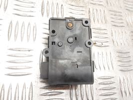 Mitsubishi Carisma Motor/activador trampilla de calefacción MR146583