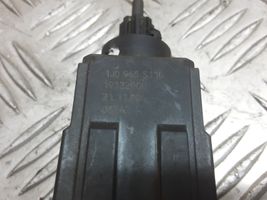 Volkswagen Golf IV Brake pedal sensor switch 1J09455110