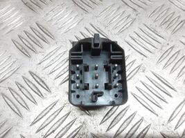 BMW 5 E39 Ignition lock contact 836370