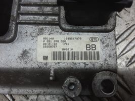 Opel Tigra B Engine control unit/module 0261208396