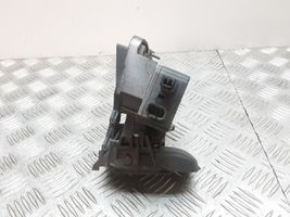 Mercedes-Benz E W211 Maniglia esterna per portiera di carico 2117400093