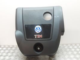 Volkswagen Bora Moottorin koppa 038103925