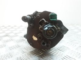 Renault Clio II Fuel injection high pressure pump 