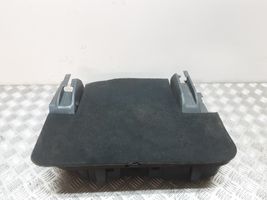 Toyota Corolla Verso E121 Przedni schowek w bagażniku 5853313010