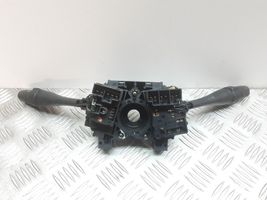 Nissan X-Trail T30 Leva/interruttore dell’indicatore di direzione e tergicristallo 54354608