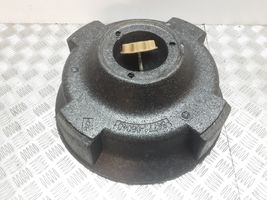 Toyota Avensis T250 Rivestimento vano della ruota di scorta 6477105040