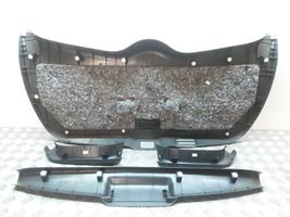 Toyota Corolla Verso AR10 Garniture de hayon 679370F020