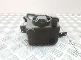 Opel Corsa C Feu antibrouillard avant 13118670