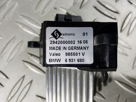 BMW X5 E53 Lämpöpuhaltimen moottorin vastus 6931680
