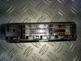 Ford Focus Sterownik / Moduł centralnego zamka 5WK47220A