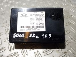 KIA Soul Oven keskuslukituksen ohjausyksikön moduuli 954002K160