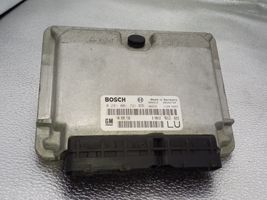 Opel Frontera B Motora vadības bloka ECU 90589738