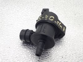 Volvo S40 Electromagnetic valve 8653909