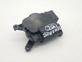 Volkswagen Touareg I Moteur / actionneur de volet de climatisation 52411483R04