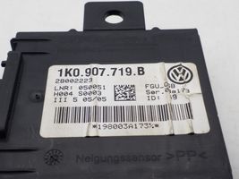 Skoda Fabia Mk2 (5J) Centralina/modulo allarme 1K0907719B