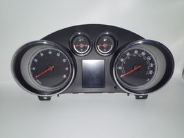Opel Astra J Spidometras (prietaisų skydelis) 13414042