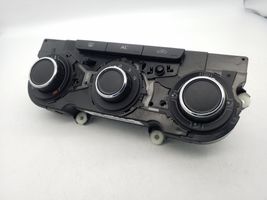 Skoda Octavia Mk2 (1Z) Panel klimatyzacji 3T0820047R