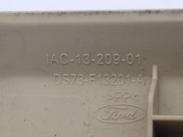 Ford Fusion II Copertura del rivestimento del sottoporta anteriore DS73F13201A