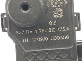 Volkswagen Touareg II Fuel tank cap lock motor 7P0810773A