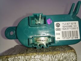 Audi Q7 4L Salono pečiuko ventiliatoriaus rėlė 7L0907521B