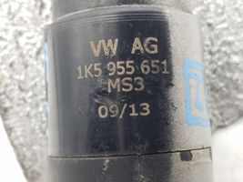 Volkswagen Jetta VI Pompe de lave-glace de pare-brise 1K5955651