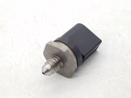 Volkswagen Jetta VI Fuel pressure sensor 06J906051F