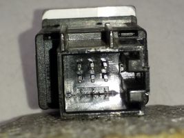 Skoda Fabia Mk2 (5J) Przycisk / Przełącznik ogrzewania szyby przedniej / czołowej 5J0959621C