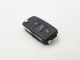 Volkswagen Jetta VI Ignition key/card 5K0837202AK